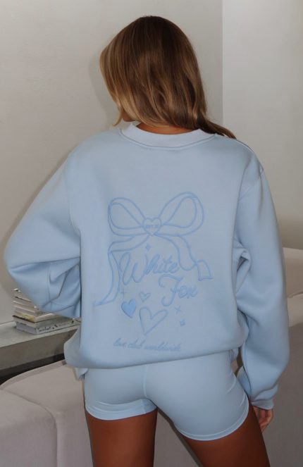 White Fox Oversized Sweatshirt Baby Blue